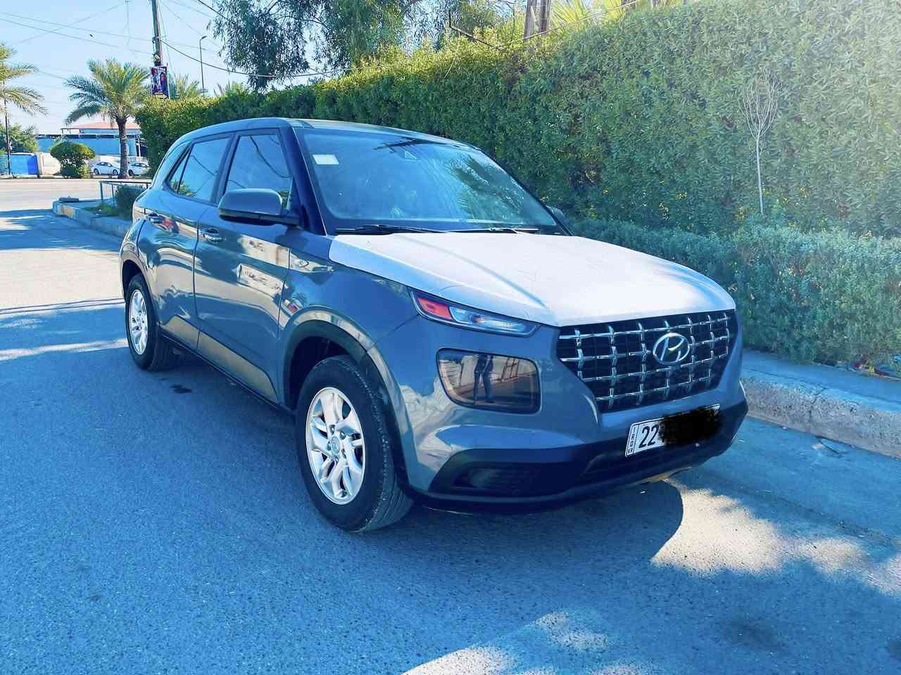 #السلام_عليكم
#للبيع 🚘

- هونداي فينو 2021 ( hyundai venue )
- رقم اربيل 
- مكينه  1600 DOSH
- ماشيه 111 الف 
- السعر 117
- اللون اسمنتي
المواصفات :-  

* شاشه  حجم الكبير + كامرة 
* تحديد مسار + قياده ذاتيه 
* رادار امامي + خلفي + جانبي 
* اشاره بالمري 
* 3 وضعيات قياده 
* تحكم  ستيرن 
 - حادث السياره بنيد فقط نفسه مصلح ومصبوغ        
- مكان السياره بغداد   
- للاستفسار 
- ***********
