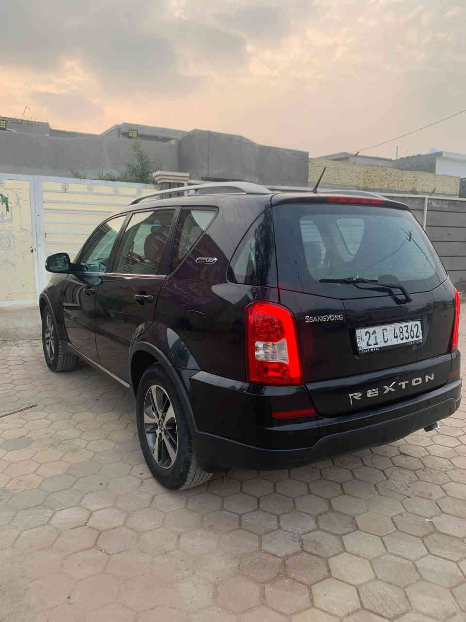 سلام عليكم سانك،يونك ركستون الماني مارسدس او كوري 2016كاز 4 سلندر كلش قويه بشارع كير عادي.موصفات مري شفط بجم لد ضبابي تبريد قطعتين تحكم ستيرن  7 راكب قطعتين صبغ اثر شخط السياره بدون حادث وكاله عامه باسمي وتحويل مباشر رقم سلميانيه المكان واسط نعمانيه السعر 110$ /// /***********
