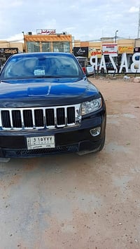 لاريدو • ٢٠١٢ • نجف