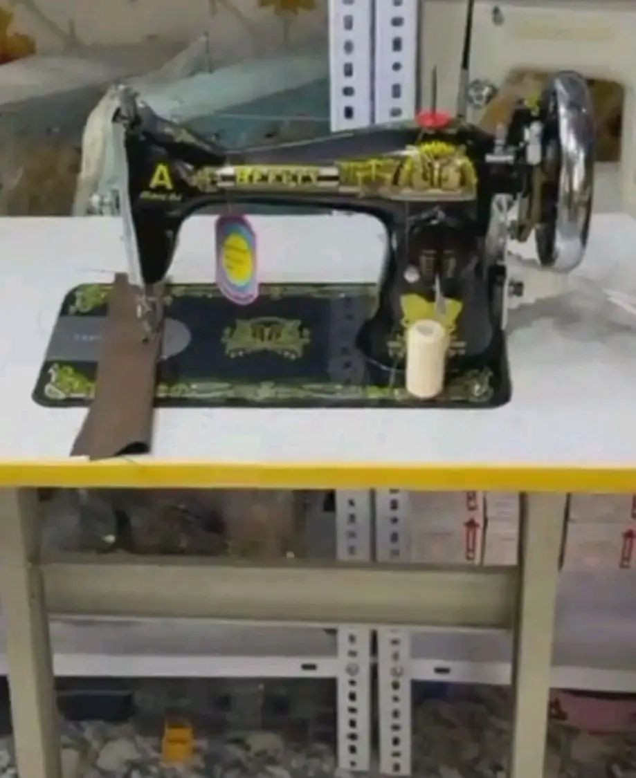 مكينه خياطه البيع ام الفراشه اصليه شرط جديده ونضيفه بعده اتصال.ستفسار مرسله خاص.                     او.     رقم ***********. ادمن وافق
