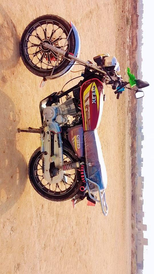 السلام عليكم للبيع موديل 24 السعر 850 في قضاء السدير ***********
