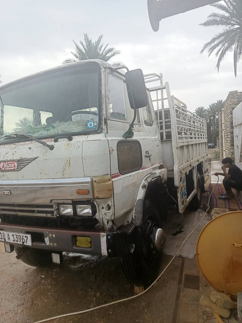 السلام عليكم هينو جيش الشعب للبيع اربعه طن كيلو مكينه اكسن جده رقم انجليزي د مكان بابل السعر خاص. ***********
