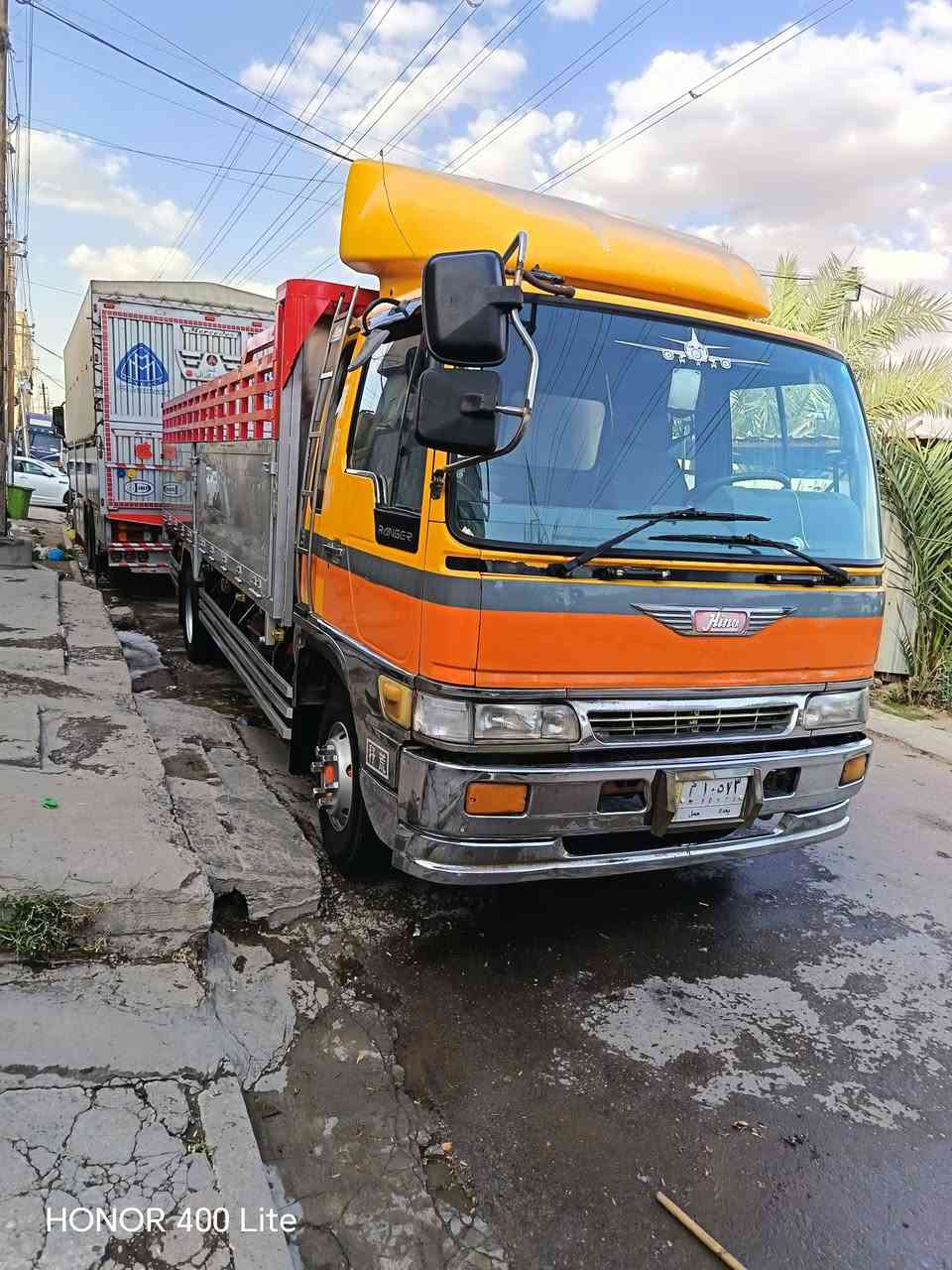 السلام عليكم هينو طيرة ستة لبيع و ربع بلادي مكينة سبعين عادي موديل 93 رقم بغداد انكليزي سنوية 31 تحويل مباشر مكفول كفالة عامة ***********  ***********

