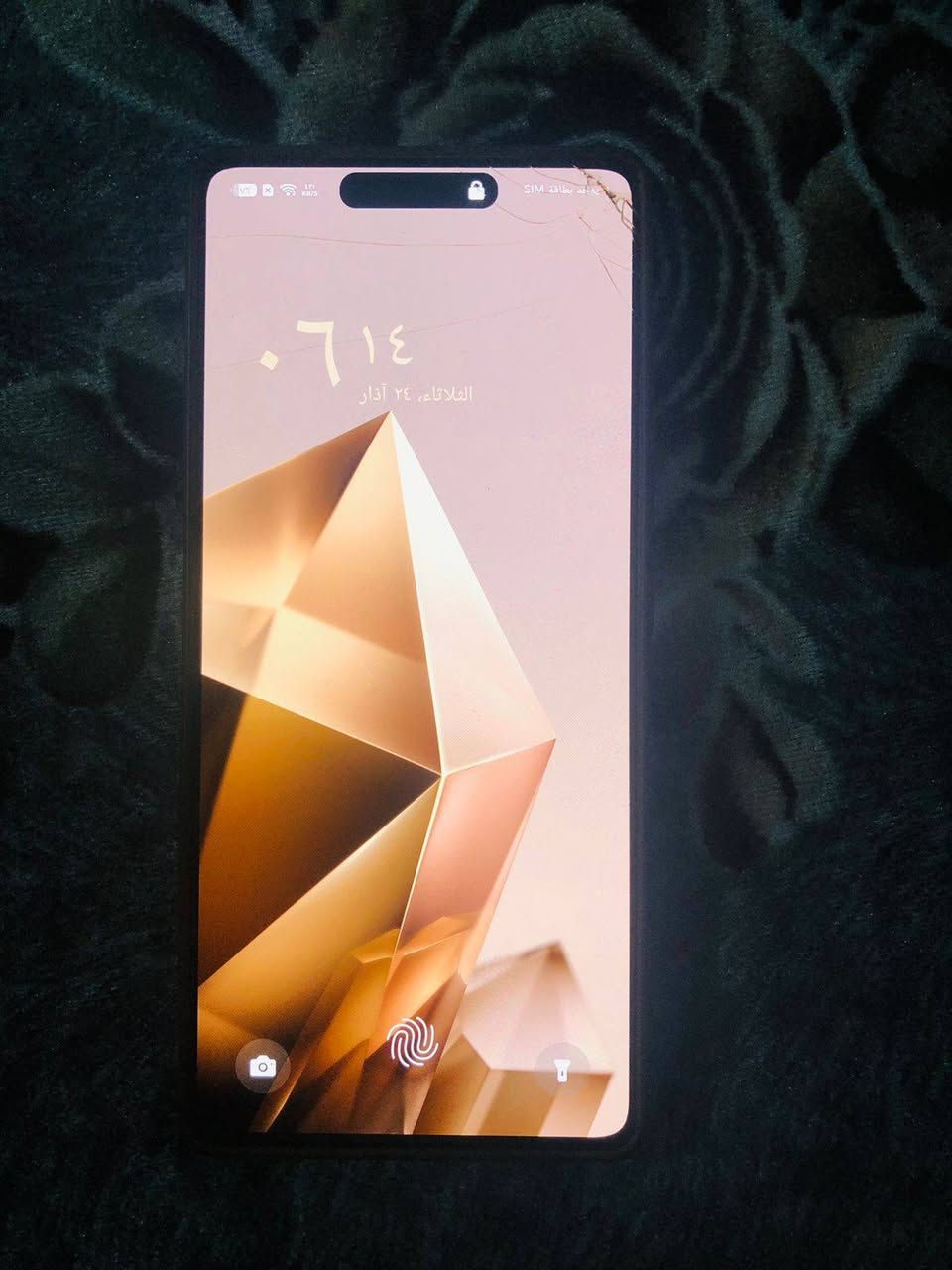 السلام عليكم جهاز انفنكس نوت 50 برو ذاكرة 256 جهاز نضيف كلش قوي بل العاب السعر ١٨٠ الف للاستفسار الاتصال على رقم***********
