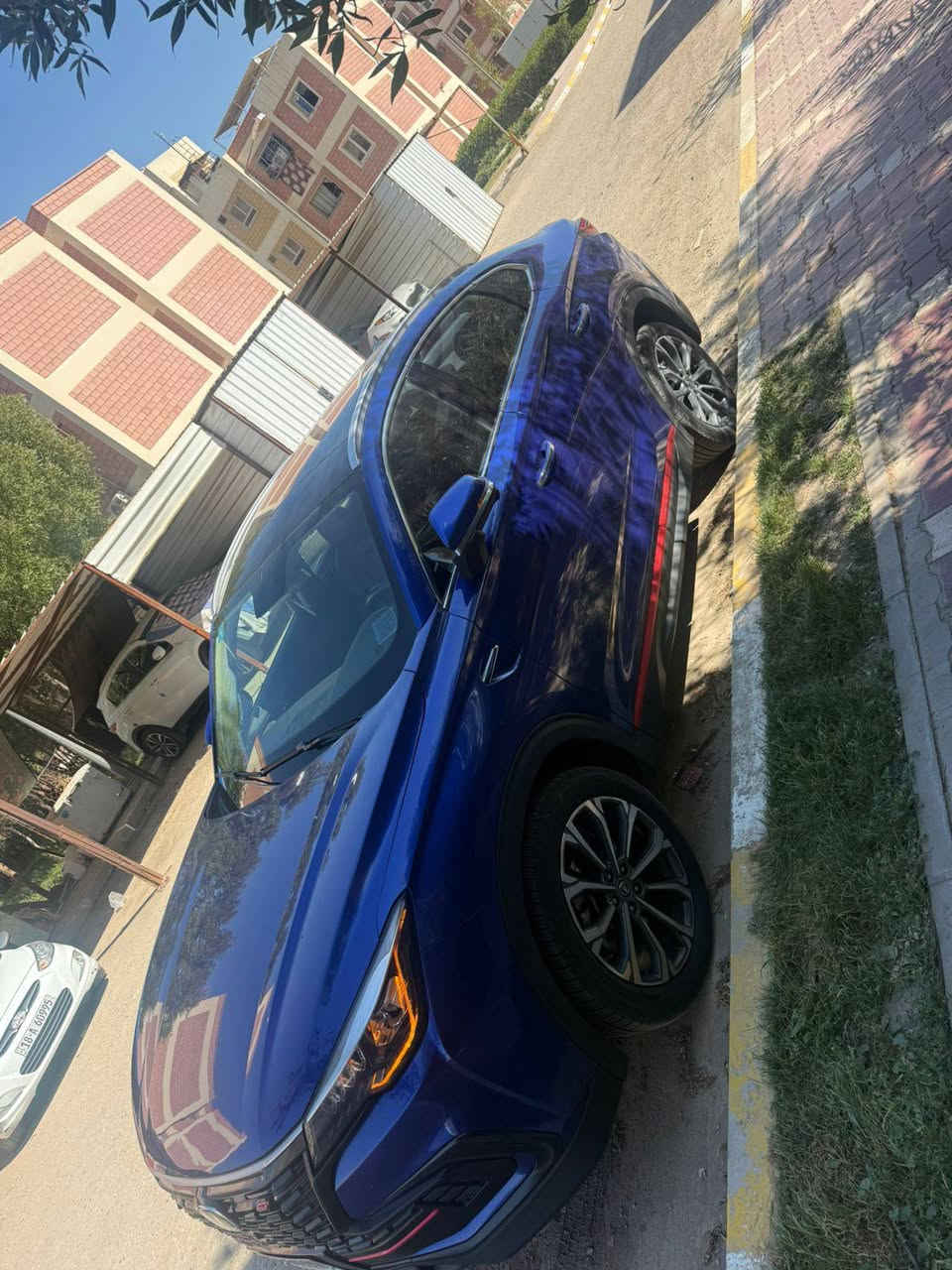 السلام عليكم 
للبيع شانجان 2022 مكفوله كفاله عامه رقم بغداد باسمي السياره جاهزه للخير كير مكينه مكفولات السياره فولل مواصفات مكان السياره بابل حله السعر 180 وبيه مجال اتصل وبيك خير ودلل لا يوجد خاص.
***********
