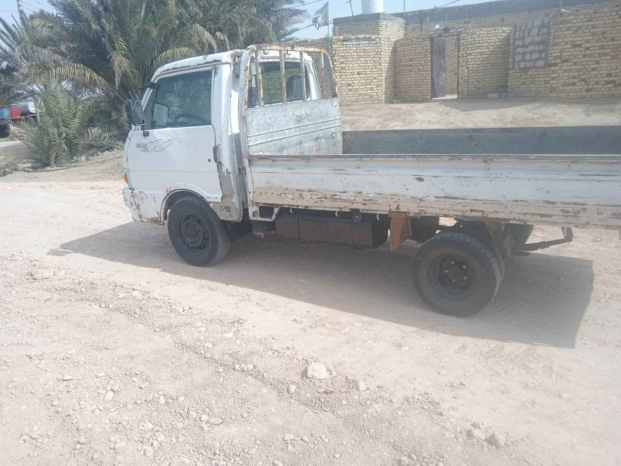 كيه البيع موديل ٩٦ سياره بدون تحويل سعره ٣٣ وه بيه مجال بصيط ***********
