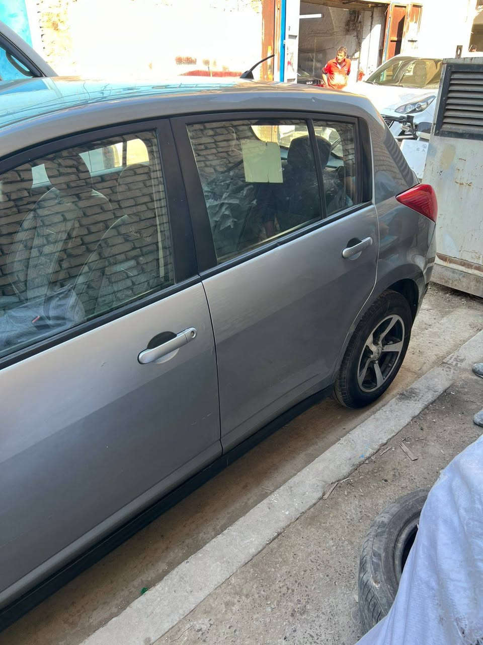 نيسان فيرسا ٢٠٠٩ بأسمي رقم بغداد سياره جاهزه كير ومحرك وتبريد ممتاز بيها قطع صبغ السعر ٧٢ للاتصال ***********
