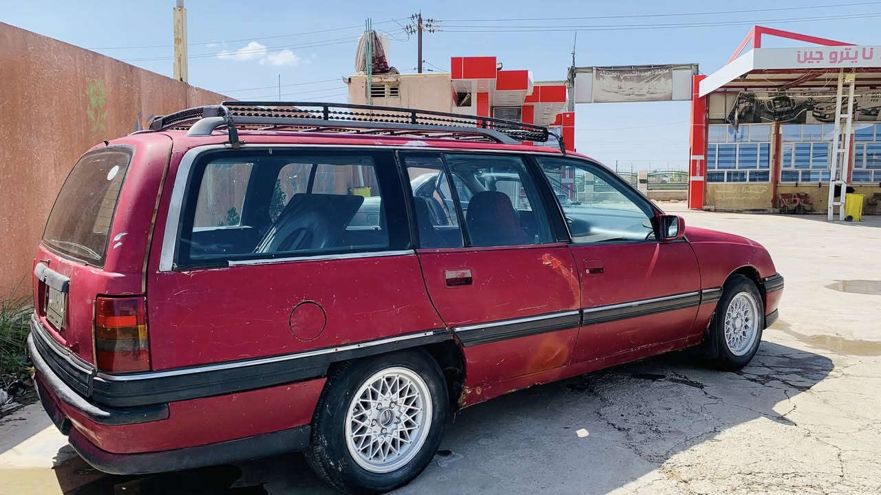 اوبل أستيشن سياره ع بلاد لا طخه ولا ضربه ولا طاك اي شاصي بيها مابيها قطرت خياس من اكلك بلاد ع بلاد حداديه جديده مكينه خير من لله كهربائياتها كلها شغاله ماكو شي بيها مايشتغل مملعوب بتفرعاتها خلاص سنويه ل29 تحويل مباشر تخم تاير جديد وصور شوف العين شراي خابر خاص لا تدخل مروتك *********** السعر مليونين او 600 الف دينار وبيها مجال جداً بصيط وع هيج نضافه ماتلكه هيج سعر وبلعافيه ع ياخذها سياره حييل نشطه وتحياتي العنوان بابل حله
