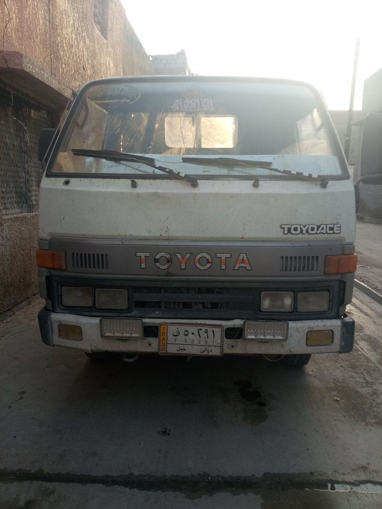 سياره للبيع ولمراوس سعرها 35وبيها مجال ***********
