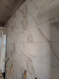 اسطه سيراميك و مرمر كوبنات متفرغ حاليا ٠٧٥٠٣١٨٨٣١٣