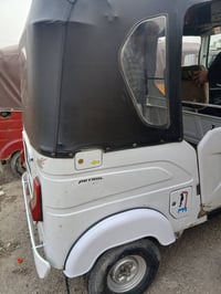 تكتك موديل 2022/8/ رقم وسنويه والاستفسار والطلب على هذا الرقم 07781127...