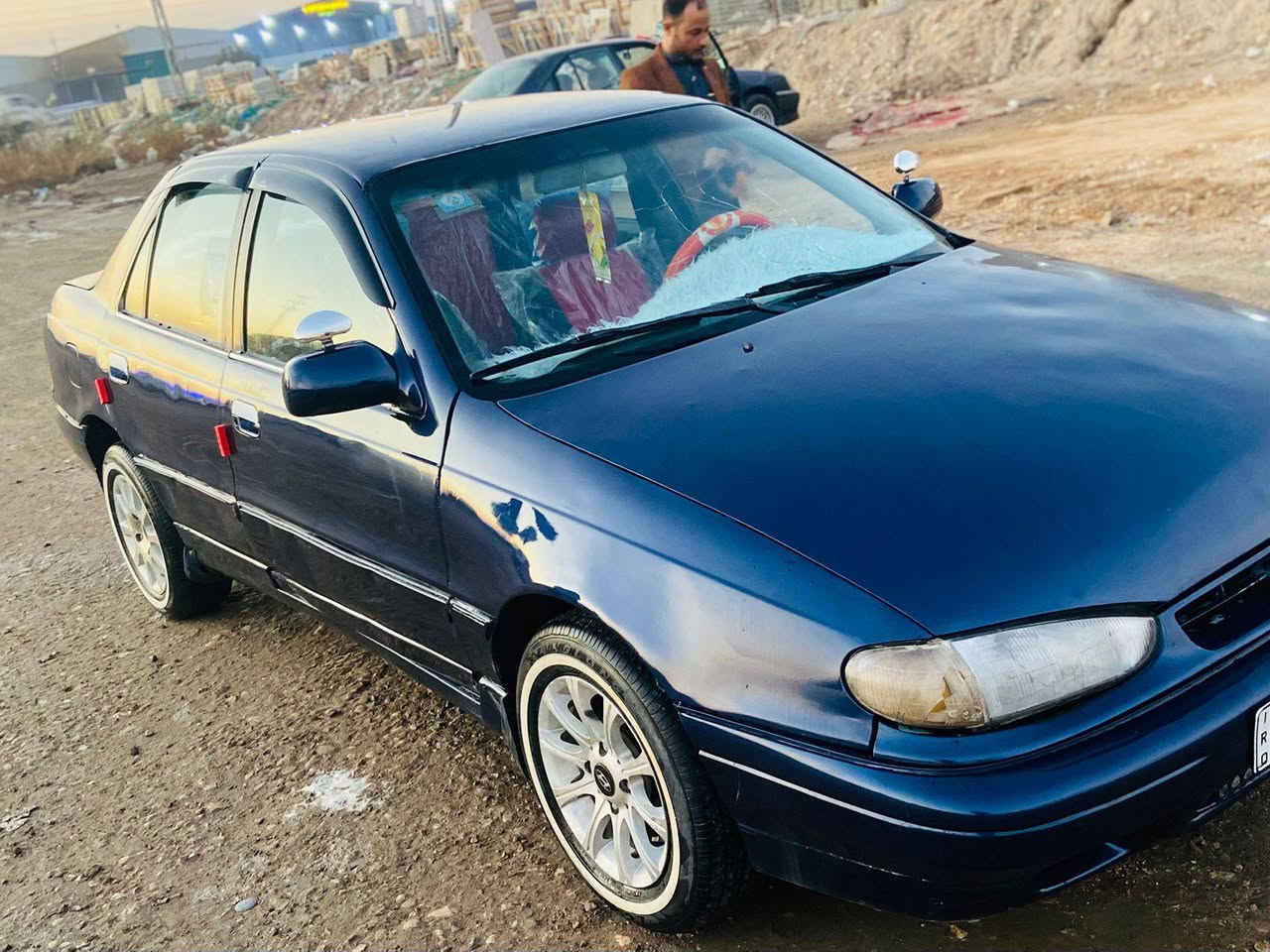 سياره النتره ١٩٩٤ رقم انكليزي مصفره كامله
 مصبوغه للجماليه فقط لاكص ولاجفيه  نقصها مشط ستيرن  محرك حاويه كير مابيه شيء ترايك وين ماتريد تخم تاير دوشمه سياره خير من الله مال جني وبالعافيه عل ياخذها سعر ٢٨$ الاستفسار ***********
