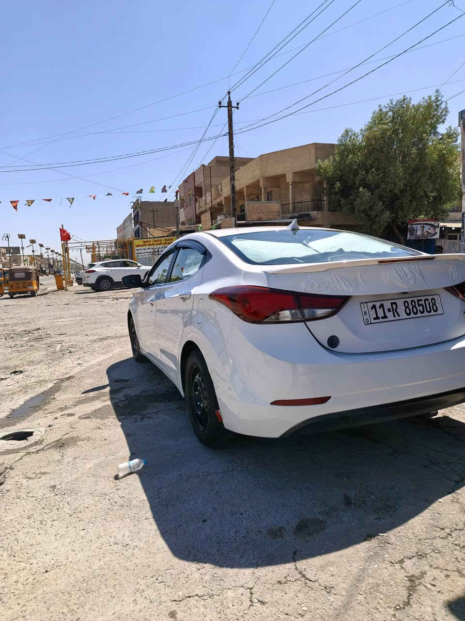 النترا خليجي 2015
السياره بيها ضربه بالجاملغ الخلفي اليسره او مقدمت البنيد بيها طخه او صابغ البنيد السياره فول مواصفات
قطعتين تبريد تحكم جهتين اربعه دسك 3 انضمه قياده فتخه  مري شفط دوشمه عامه  كير مكينه تبريد كفاله ماشيه 160 باسمي شرط التحويل السعر 113 وبيها مجال بسيط مكاني البياع حي الرساله للبيع او المراوس اباحدث
***********
