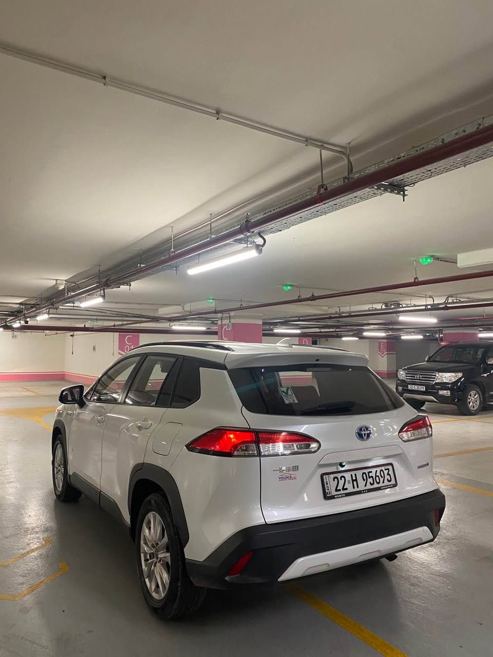 تويتا كروس هايبريد فولل سلايت رادار هه ساس شاشه كاميره بريك به سمهئوتو هولد ته بريد له مس ته عديد سورعه دراڤ مود ٢٧٠٠٠ كم رويه ٢٠٢٤ هـيچى نيه *********** شقلاوة, أربيل
