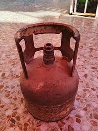 العنوان بغداد المشتل شارع الجامع