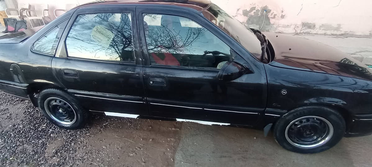 اوبل فكترا
رقم نينوى جديد مع سنويه جديد 2030

 شرط تحويل موديل 1992

محرك وكير شرط حجم 20

صبغ حزام جمالية

سعر 40
عنوان طريق موصل شيخان
استفسار أكثر على رقم

***********
