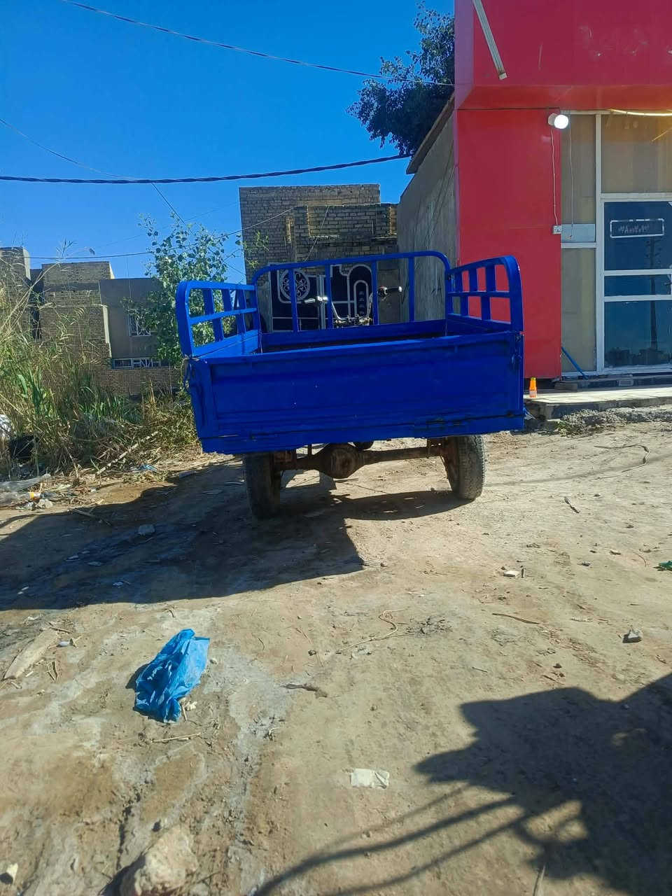 السلام عليكم ستوته البيع  كلك محرك 17 سعر 400 وبيه مجال رقمي  ***********
