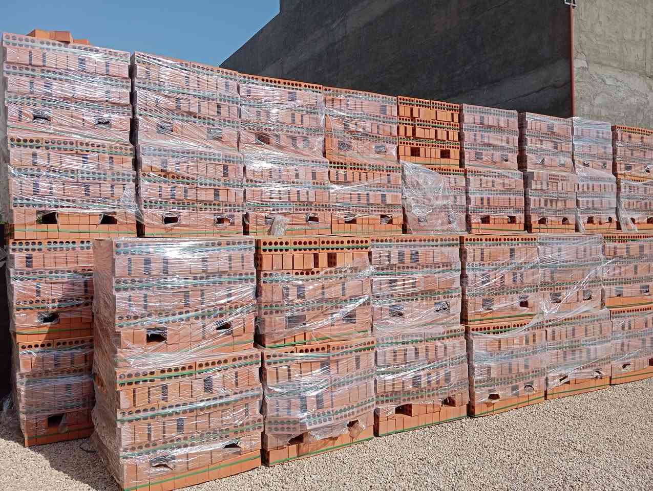 كل ما تحتاج لمواد البناء جمله ومفرد بسعار منافسه توصيل لكافة المحافظات تواصل  رقم
***********
