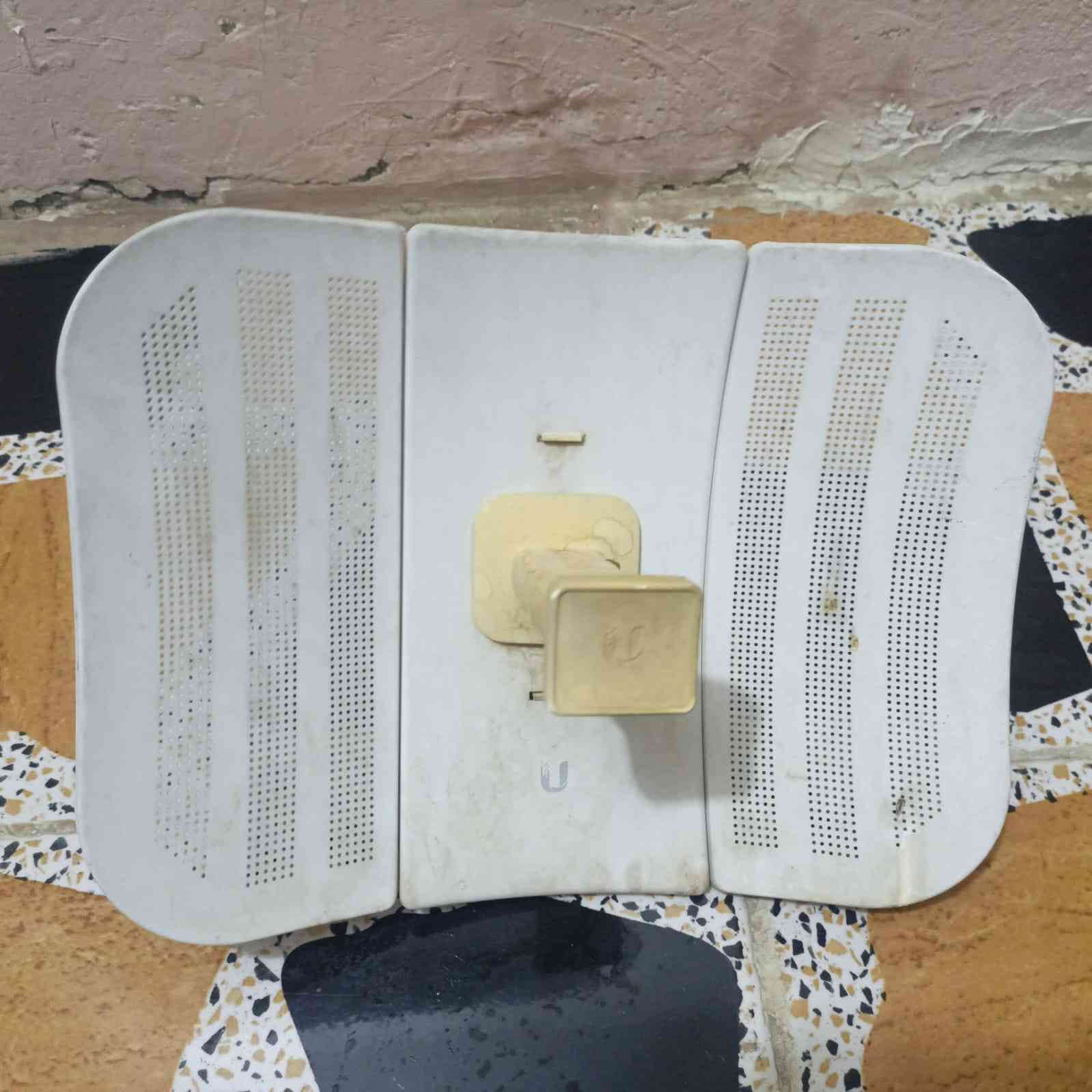 السلام عليكم متاح نانو شغال ب30 الف ***********
