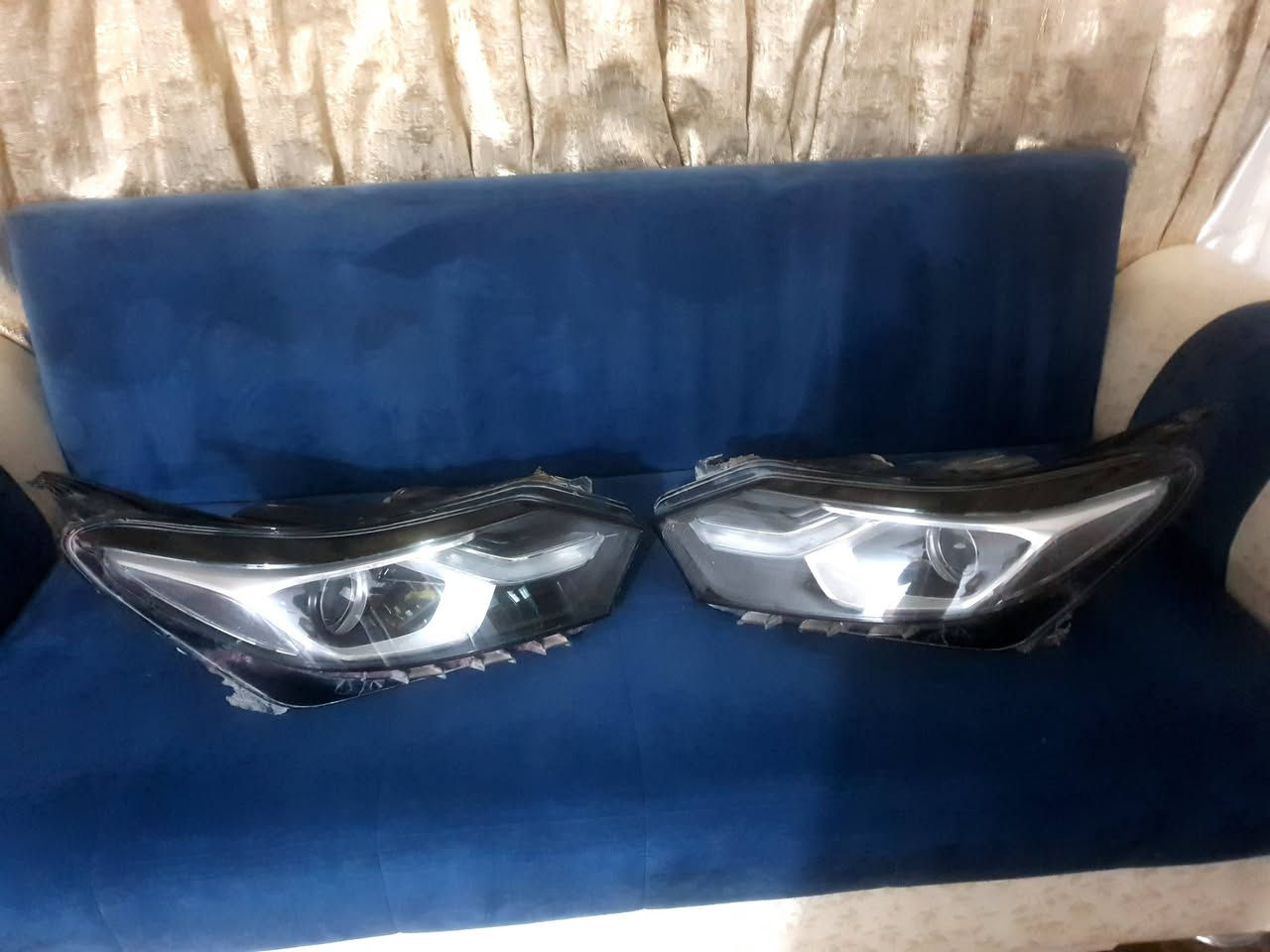 اغراض كونكس للبيع للاتصال *********** او ***********
