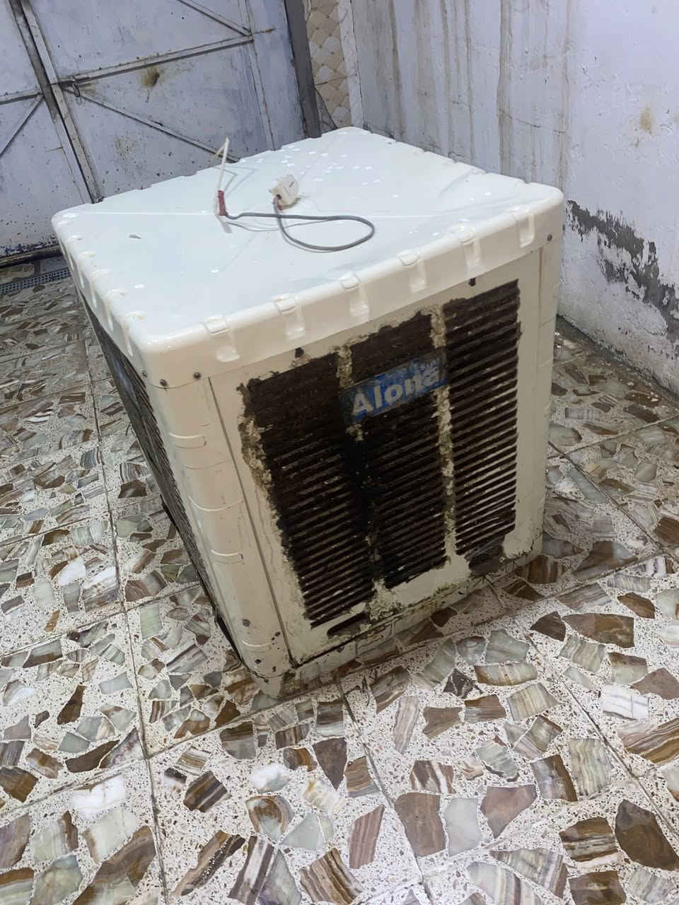 مبرده للبيع السعر 65 مكاني حي العسكري ***********
