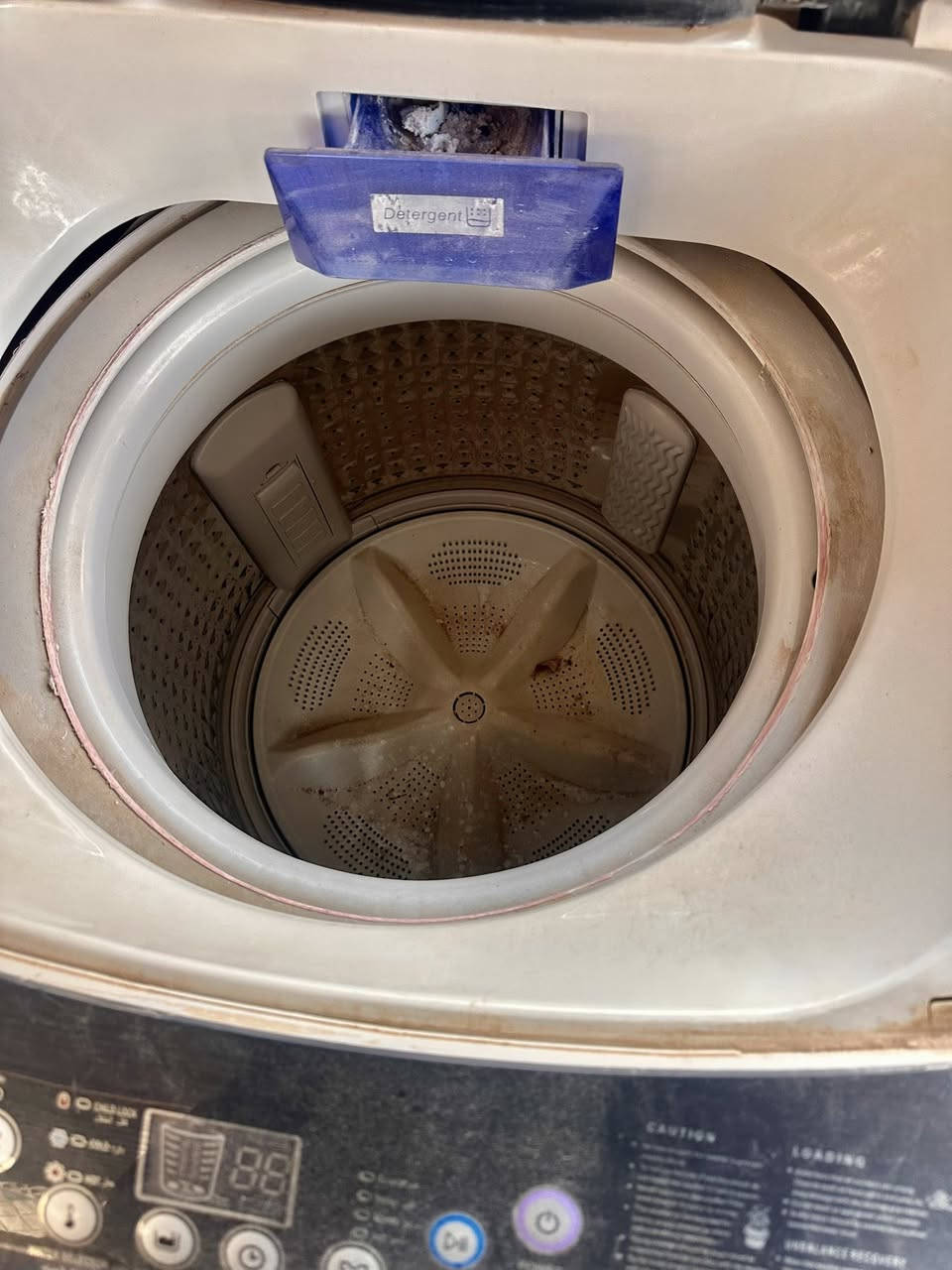 #غسالة للبيع السعر 200 الف بيه مجال قليل
شرط نظيفة شغالة
لاستفسار الاتصال على الرقم 
***********
