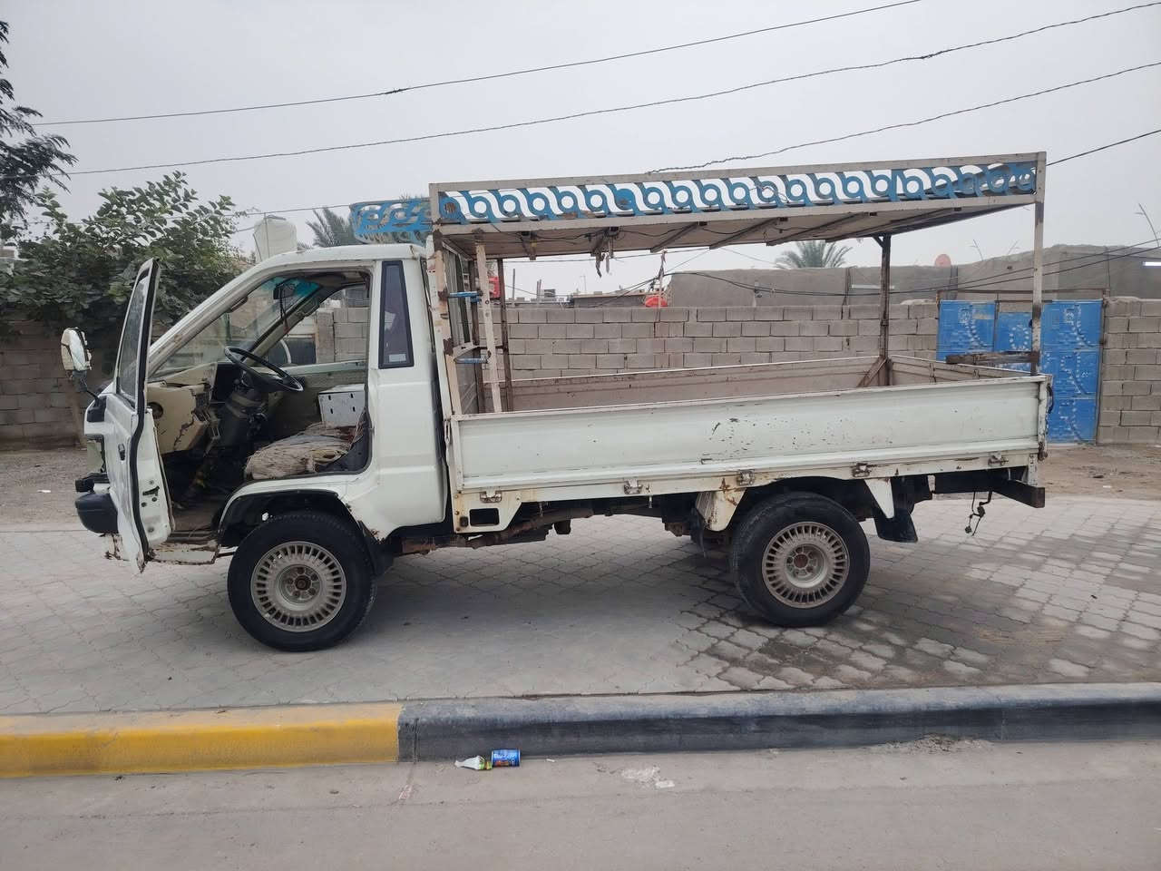 سلام عليكم ورحمة الله وبركاته
تيوتا البيع محرك ونجي وكير وشاصي مكفول
حداده وتخم تاير بسمي ورقم جديد انكليزي رقم كربلاء مديل 1994
سنويه 2030 العنوان البصره الزبير سعر ٤٣  استفسار رقم الهاتف ***********
