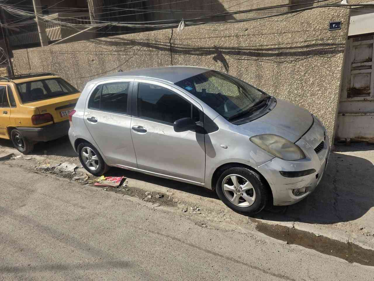 وارد خليجي
ماشيه 200 الف كيلو
بيها ٣ قطع صبغ
بطاريه جديده
بيبان ٢ عكس السايق
وجاملغ خلفي نفس الجهه
بدون لا لغد ولا شاصي
كير اوتوماتيك 
شاشه
رقم بغداد باسمي
سنويه ٢٠٣١
هزه جديده
دعاميه اماميه مكسوره
جبتلها دعاميه جديده بعدها ممشدوده
مكان السياره بغداد المشتل 
السعر 63 وبيها مجال بسيط
للاستفسار 
***********
***********
