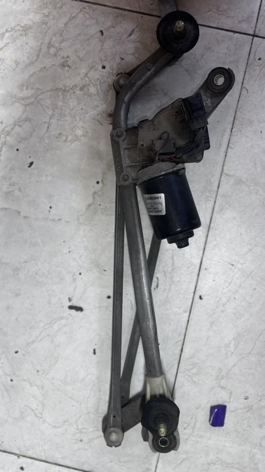 توفر موطور ماسحات سني كوري 
*********** 
يوجد توصيل كل المحافضات
