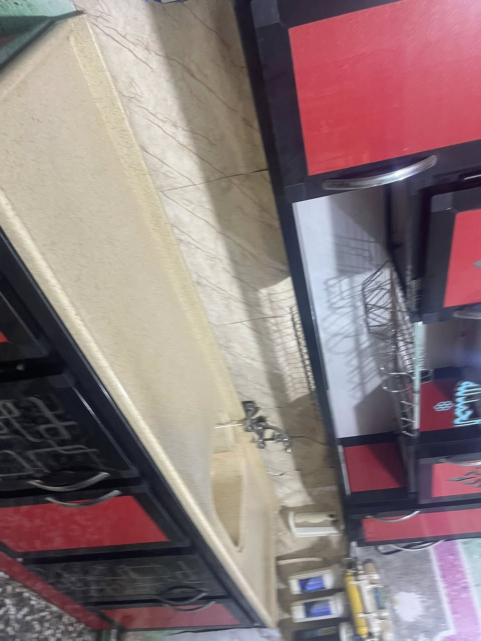 كاونتر للبيع
نضافة ٪؜١٠٠ ،  مكاني النجف الاشرف _ حي الثوره _ شارع ام علي _ مقابل الجديده الرابعه  … السعر خاص او للاستفسار الاتصال ع الرقم 

***********
