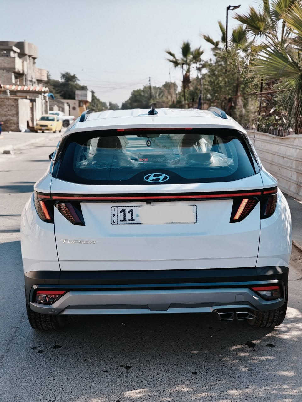 سلام عليكم
هونداي توكسان 
خليجي 
موديل 2025
فول مواصفات 1/1
عدا تو كلر 
كفاله عامه 
مكفوله من ضربه وصبغ وتبديل وبارد
 الموصفات 
 حساسات أمامية 
 حساسات خلفية
 لايت زينون + LED
 كشافات 
 بك لايت LED
 جنطة كهرباء
  بصمة
 تشغيل عن بعد  
 دشبول شاشة متصل
 شاشة كبيره 
 كاميرا دوارة
 كشنات كهرباء 
ماشيه 22 
 داخل مخمل بيجي
 أوضاع القيادة  Drive Mode 
 فحص أنظمة السيارة 
 حساسات ضغط اطارات 
 مقود جلد حياكة
 قطعتين تبريد
 هاند بريك بصمة 
 اشاير ب المري
 اريل نفكيتر 
 نظام مانع الانزلاق
 نظام نزول المنحدرات
شاحن واير ليس
 ماسحة خلفية
 بردات أبواب خلفية
 بردة خلفية  
بعد بيها هواي موصفات 
رقم بغداد الجديد 
رقم الانكليزي مشروع وطني 
مكاني بغداد 
ه‍ ***********
