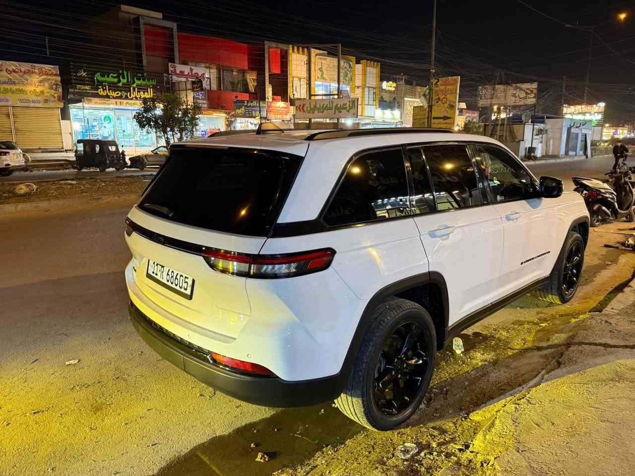 السلام عليكم ورحمة الله وبركاته                                                      
جيب كراند شيروكي 
موديل ٢٠٢٣ 
رقم بغداد
ماشية 37000m
حادثه بجم ٣ قطع صبغ
دخول ٢٠٢٥ شهر ال ٥  
السعر ٢٨٠$ وبيه مجال للناس الطيبه ورجاً مو شراي لا تعبني ولا تعبك كلشي موجود بل سوك روح اخذ براحتك محد يجبرك مكان السياره بغداد الحسينية 
***********
