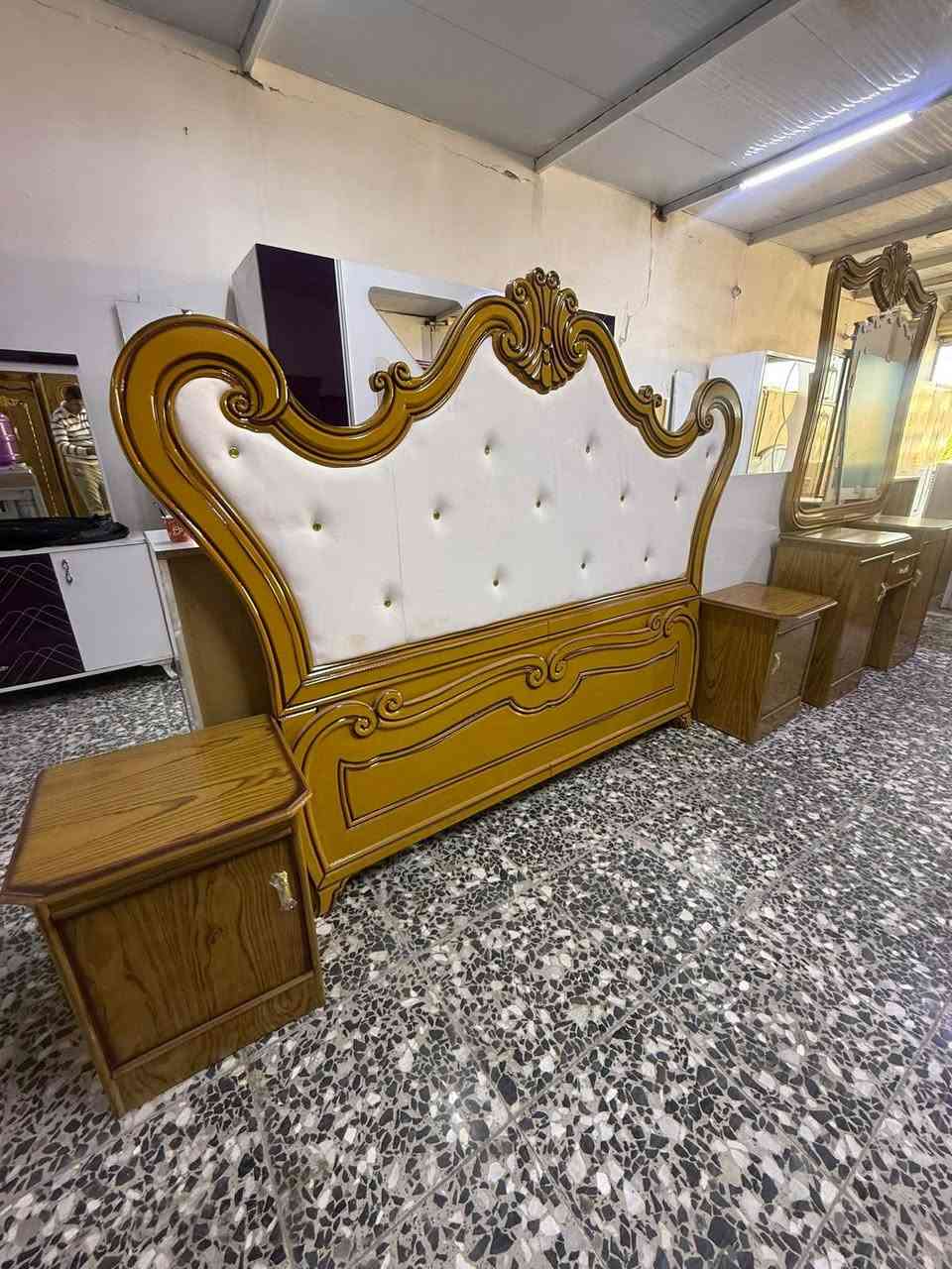 غرف نوم صاج عراقي نضافته 95
سعر 850بيها مجال للشرايه فقط 

حجز ***********

نقل شد داخل بغداد مجاني
