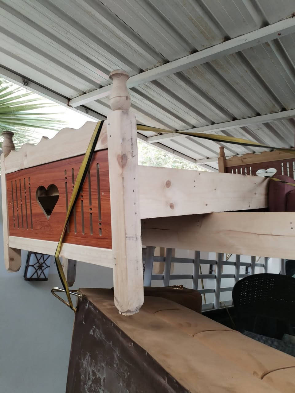 يتوفر جرابي ام نفر احجام مختلفه العنوان سبع قصور المشروع رقم الحجز او اتصال ***********
