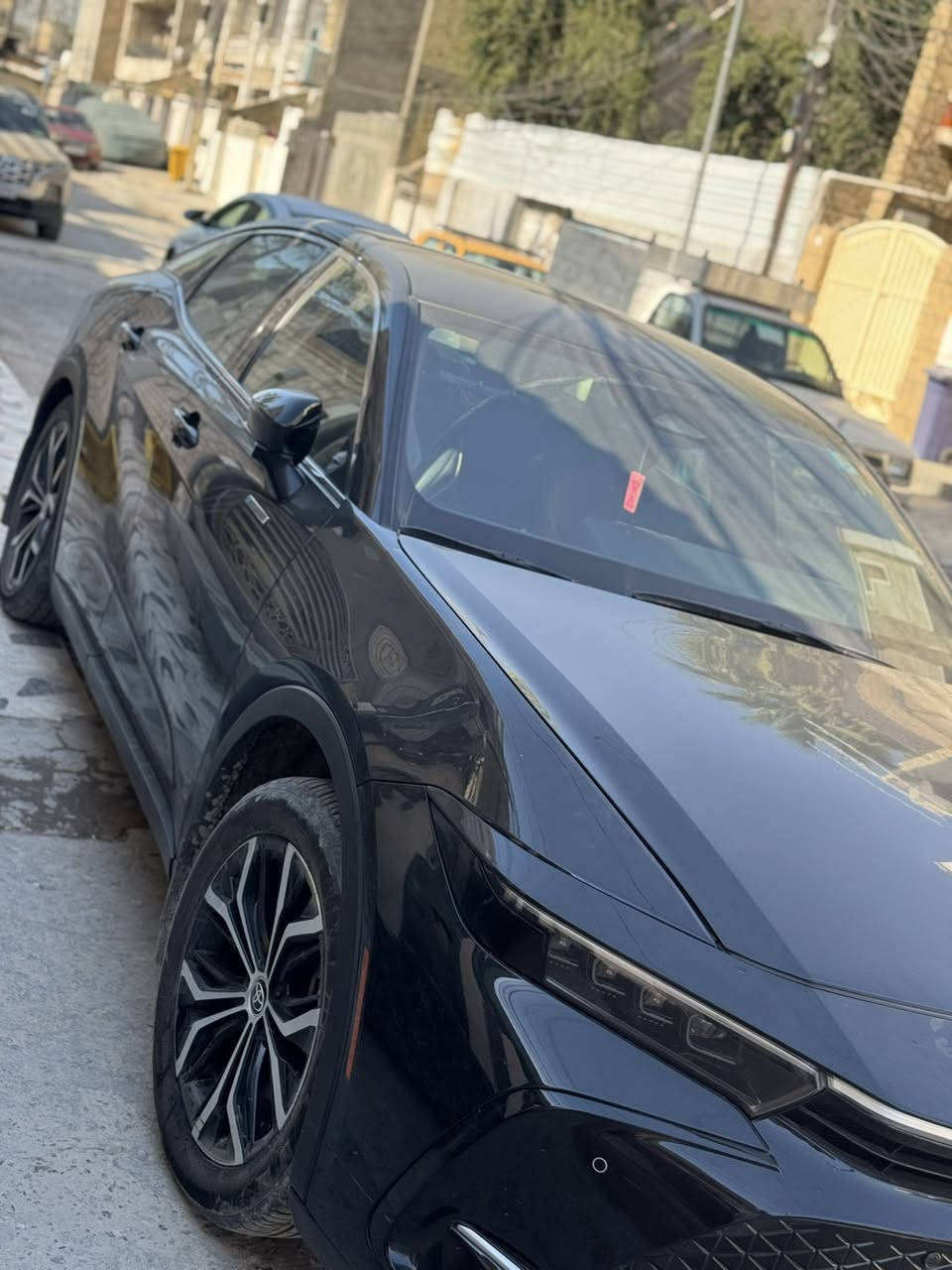 سلام عليكم كراون 2023هايبرد لمتد فول مواصفات وارد امريكي حادث موضح كبالكم رقمهن بغداد ماشيه ٣٩ سياره جديده بمعنه الكلمه مكاني بغداد حي اور ***********
