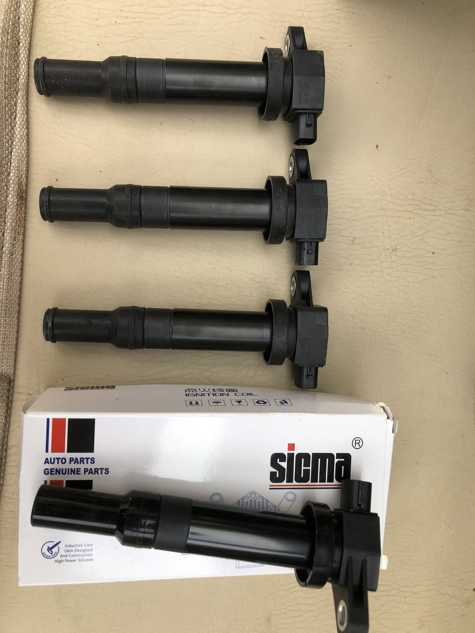 السلام عليكم مجاول سنتافيا 2009 محرك 6 سلندر 2700 تفصيخ وجديد  التفصيخ القطعة ب7000 والجديد ب10،000 للاستفسار ***********
