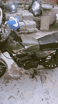 سيفان مديل 2025 ضاغطة وزنجل محرك مامفتح دراجة كهربائيات كلهة شغالة اوراق صولية نقصة  بس دشبول مكسور رايدهة ب 750الف مكاني بغداد مدينة الصدر 
***********
