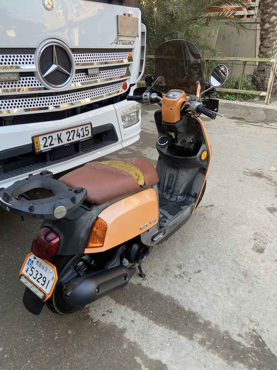 السلام عليكم 
دراجه ماكس بوليسي للبيع 
مامفتوحه دراجه بلاديه 
مكاني بغداد الحبيبية 
***********
