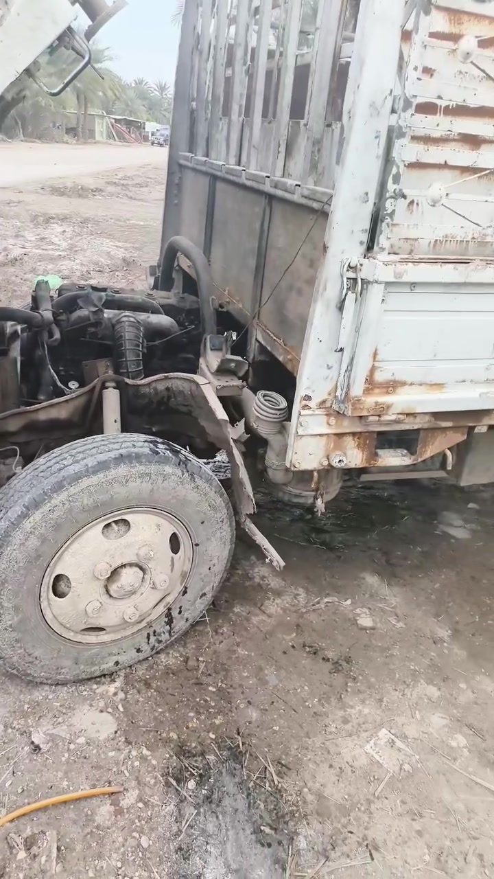 السلام عليكم سيار دانيه وسياره ميسبوشي (الدانيه بس شاصي رقم ووكاله وبدي) الميسوبشي كلك  رقم الهاتف ***********السياره شغاله العنوان بابل الشوملي السعر 25محرك،3000كيا وهاذا المحرك الي بلصوره كايم مع تحياتي
