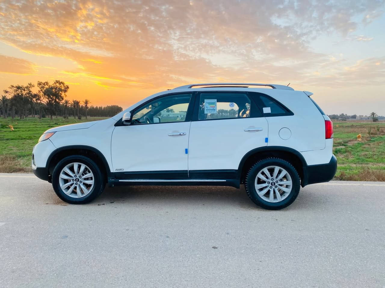 سلام عليكم للبيع سورنتو موديل 2010 خليجي رقم بغداد الإنكليزي بسمي تحويل مباشر 
مكفول مكينه 6 سلندر بلادي مامفتوح و كير حداديه صدر خلفي وأمامي مكفول
تبريد 3 قطع ثلج :❄️ 
. كشنات جلد كهربا وتدفئة
فول مواصفات بصمه + بني روما قماره + مرايه شفط قياده ذاتيه + بصمه أبواب + لايت زنون +زراك لايت نخم تاير جديد
السياره مكفوله كفاله عامه ماعده القبق الجنطه فقط السعر / 147 وبيها مجال بسيط 
العنوان / بغداد جسر ديالى الجديد 
التصال فقط . ***********
