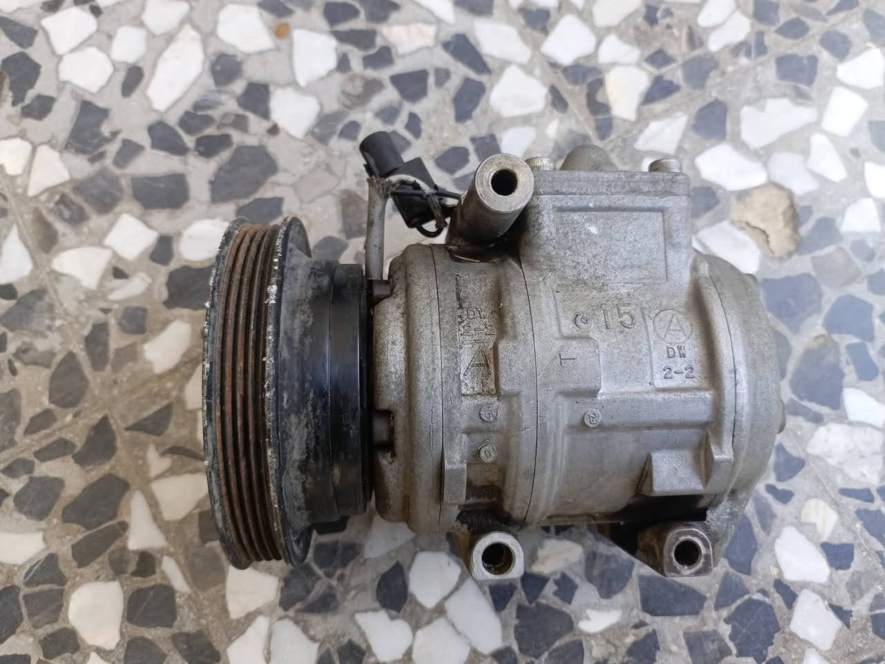 السلام عليكم كمبريسر شغال ع الفحص للبيع قيم 
بما يرضي الله


**إذا كنت صاحب هذا الإعلان وتريد حذفه لأي سبب، رجاءا أرسل رسالة إلى الدعم الفني**