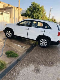 ￼سورنتو ٢٠١٢   ٤ سلندر  ٧ راكب  رقم كركوك مشروع وطني  سياره جاهزه و كا...