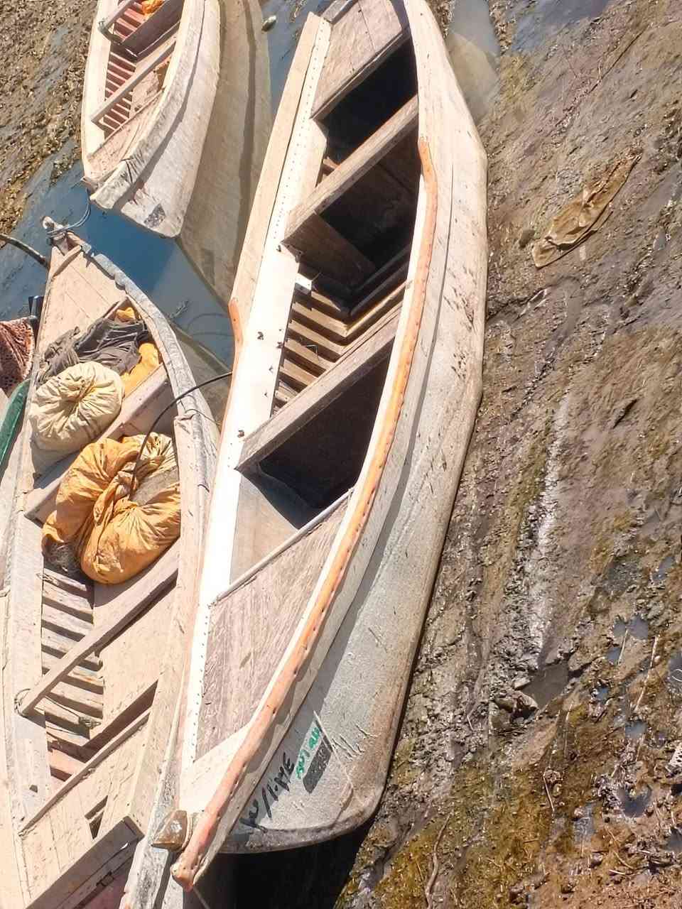 سلام عليكم بلم لبيع مكان بلخصيب السمدع 
650بيه مجال شراي يجي هاذه رقمي ***********
