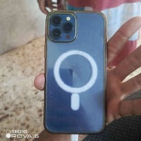 ايفون لبيع ١٢ ابو ماكس الذاكره١٢٨ جهاز جديد مامفتوح اليوم اشتريته الله...