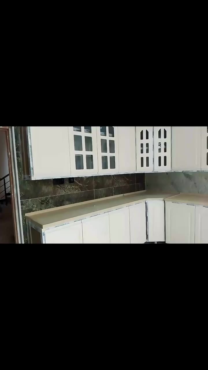 كاونتر استعمال جدا قليل تزكام مسوينه علئ ادينه الخارجي خشب اج دي اف والداخل المنيوم والمرمر مالته الكوارتز الاصلي سويناه باربعة اعرضه ب٣ونص سبب البيع راح انتقل مكان اصغر المكان الناصرية مركز


**إذا كنت صاحب هذا الإعلان وتريد حذفه لأي سبب، رجاءا أرسل رسالة إلى الدعم الفني**