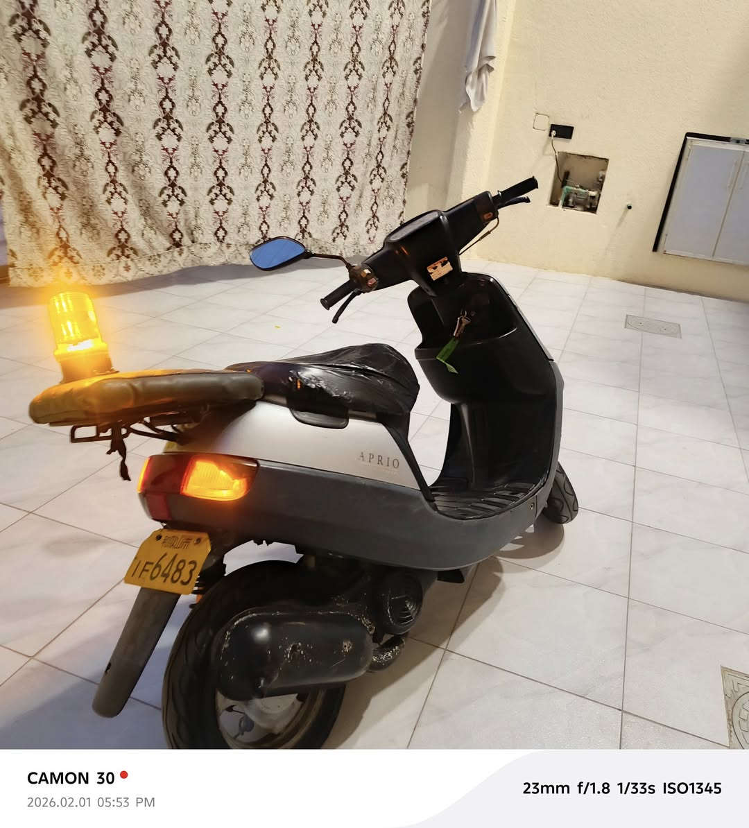 دراجه بطه للبيع موديل 2002 نضيفه تجي وشوف الدراجه كامله من كلشي شلعه معدل ٦٠ استاند صفح مكينه جديده شاصي شرط مكفول جيب وياك فيتر يشوف دشبول كهربائيات جدد المكان كربلاء الحر السعر 350 وبيها مجال بسيط للطيبين للاستفسار الرقم 
***********
