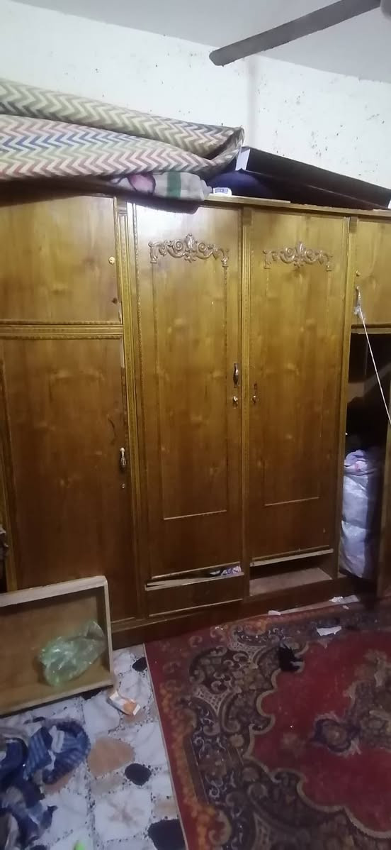 كنتور للبيع الخطيب الزراعي *********** السعر ١٥٠ وبي مجال
