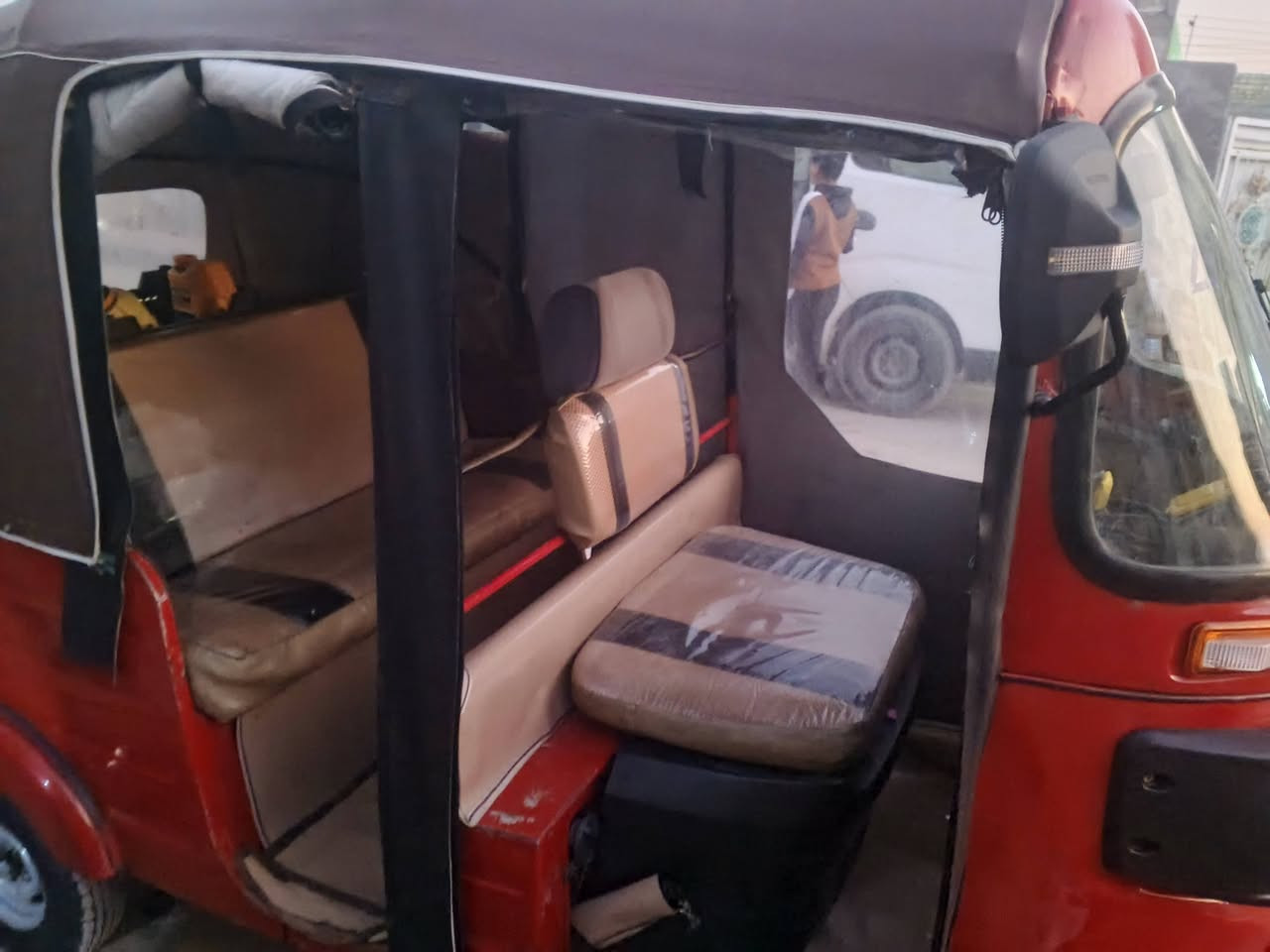 السلام عليكم تكتك موديل 18التكتك خير من الله رقم وسنويه تحويل ثاني يوم تجي تفحص وتشوف وتقتنع بيه رايده 5500وبيه مجال رقم التلفون ***********رقم واتساب ما موجود بل فيس
