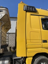 كاسحه وزعانف طوال مراوس بالكصاف مال سنكل سحال العنده البيع هم ينورنه ‭...