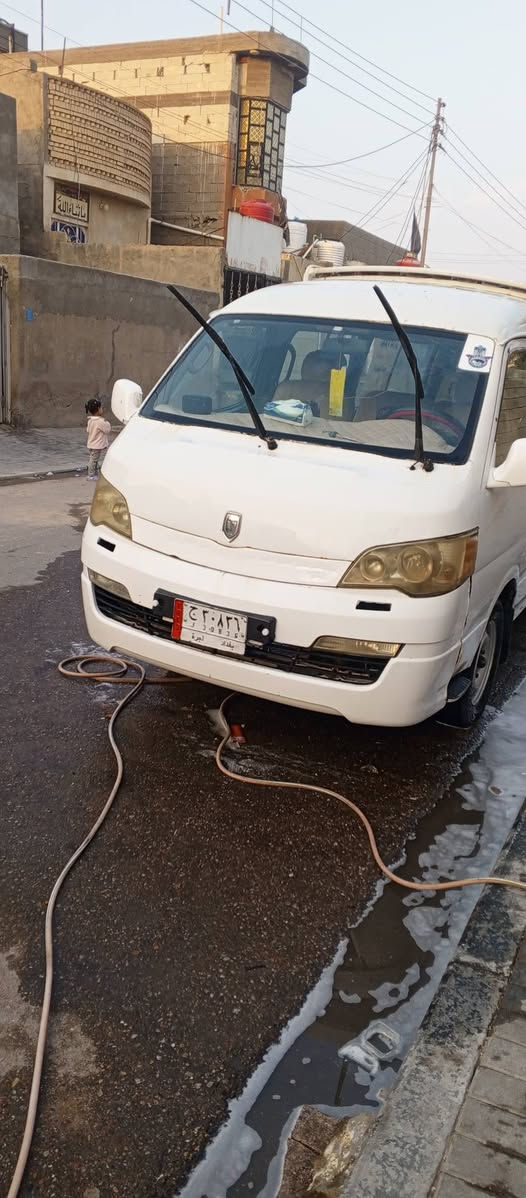 سلام عليكم للبيع جنبي موصليه مديل 14سنويه عضم عاج السعر 35 هاذ رقمي ***********
